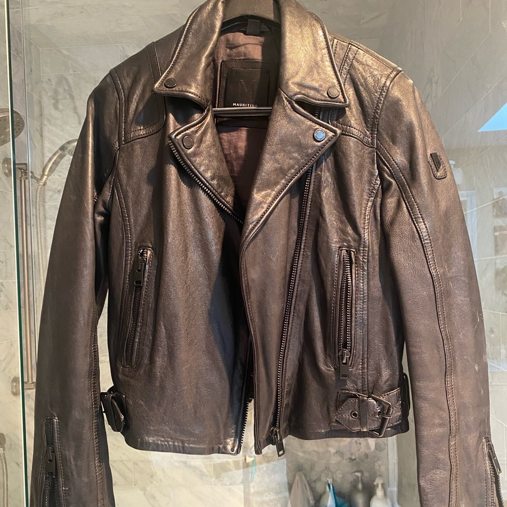 EUC Mauritius Black leather moto jacket in soft, supple leather 🧥